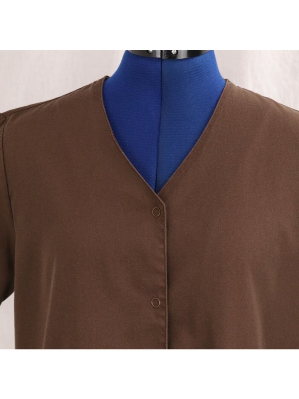 Scrub Top Womens XS Brown Snap Front Lab Medical Gorpcore Workwear Layering VTG - Picture 4 of 10